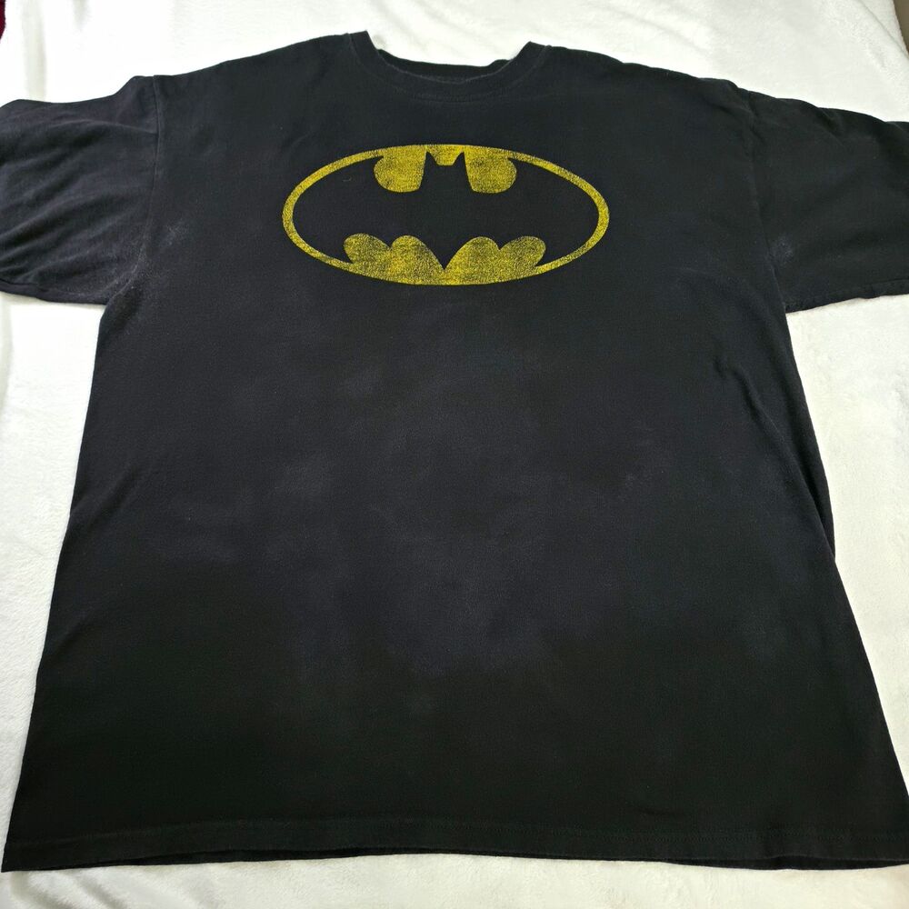 Batman Men’s XL Black Yellow Logo Graphic Crew Neck Short Sleeve Knit Tee